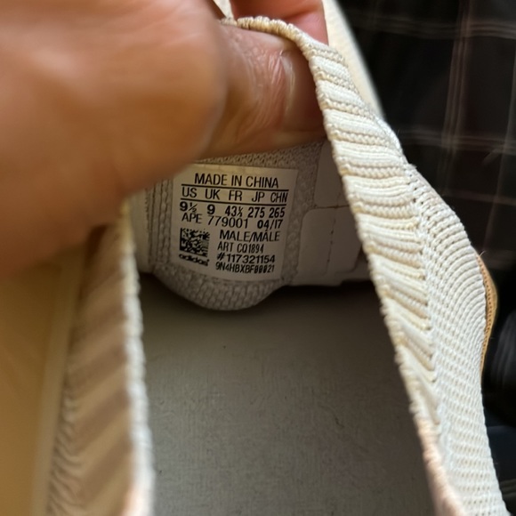 MEN’s Adidas EQT Support Ultra Primeknit size 9.5 in WHITE - Picture 3 of 12